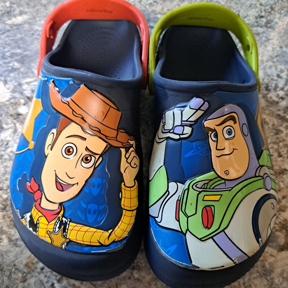 Boys Toy Story Crocs Youth Size 3